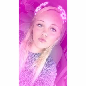 Meet your Posher, Halley